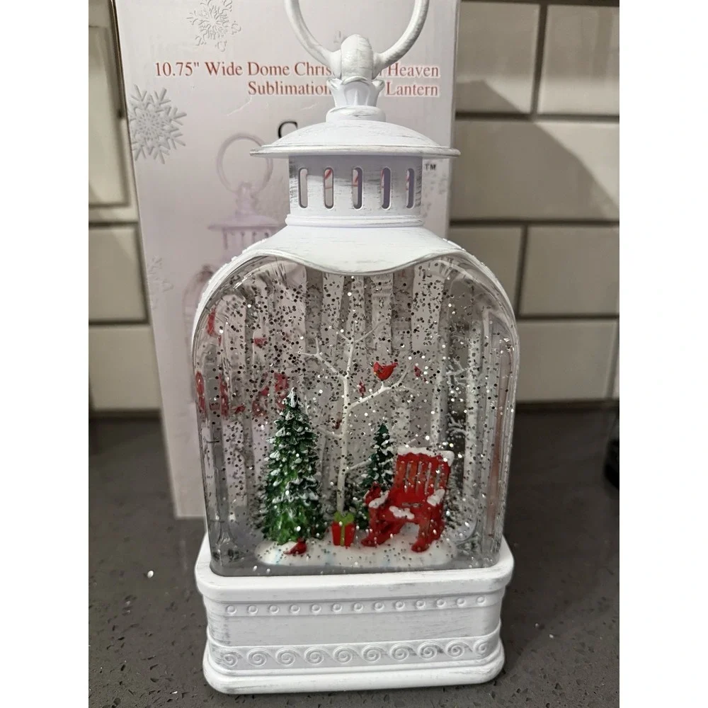 NEW White Lighted Water SNow Globe Lantern Cardinals LED Christmas Holiday Decor